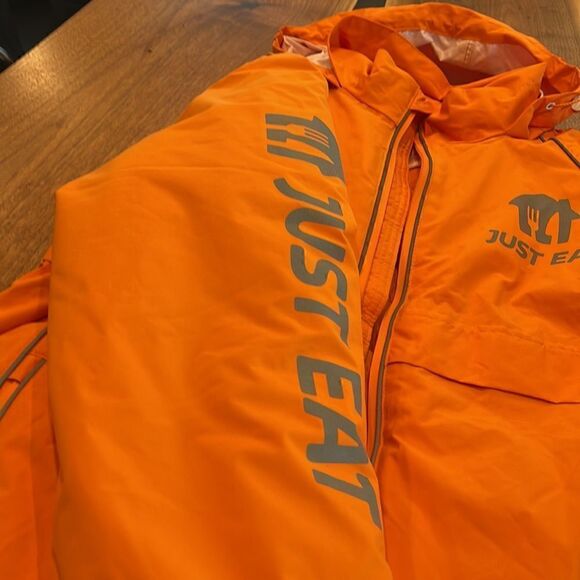 Just eat jacket size mens small excellent condition great for deliveries. Warm - Picture 4 of 8